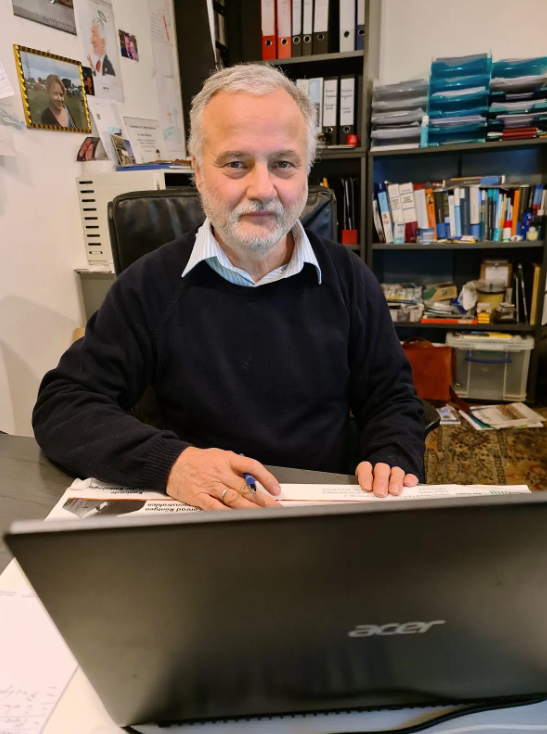 Dr. Helge Hanitzsch, Dozent und Gründer